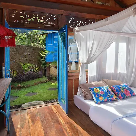 Waterfall Treehouse Cabins