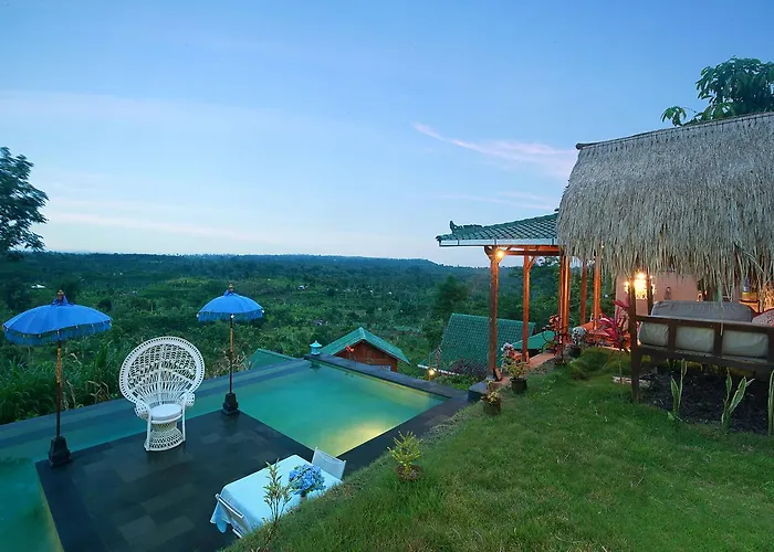 Waterfall Treehouse Cabins 3* ブドゥグル