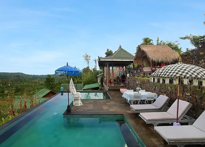 Waterfall Treehouse Cabins 3* ブドゥグル