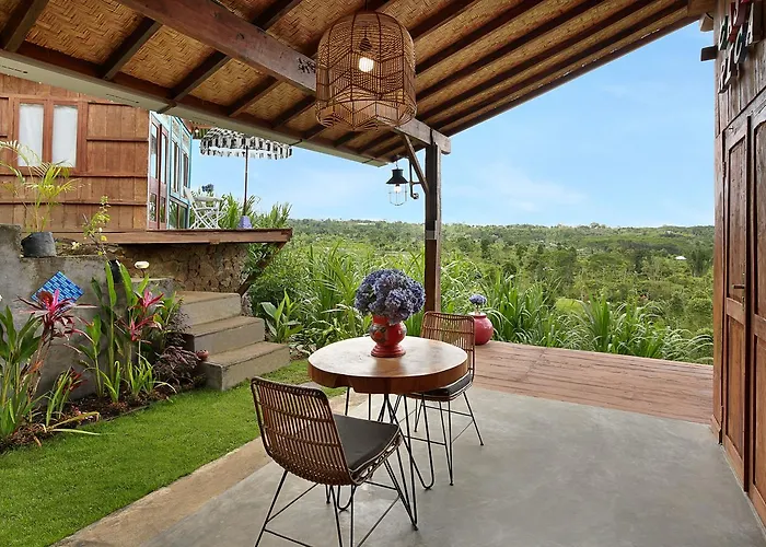 Waterfall Treehouse Cabins 3* ブドゥグル